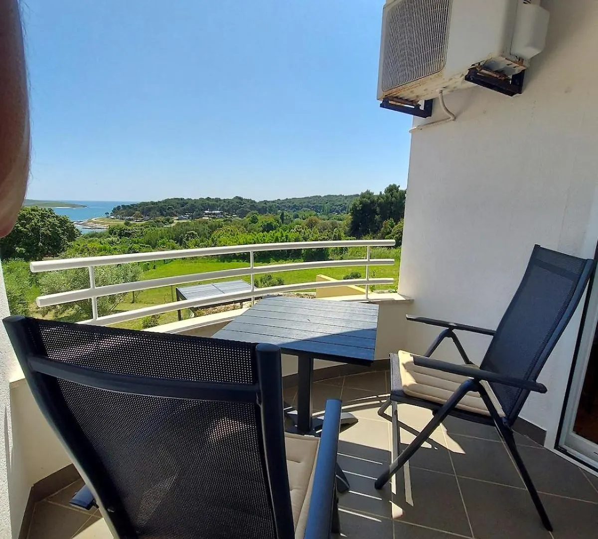 Modernes Apartment In Erster Reihe Zum Meer Premantura